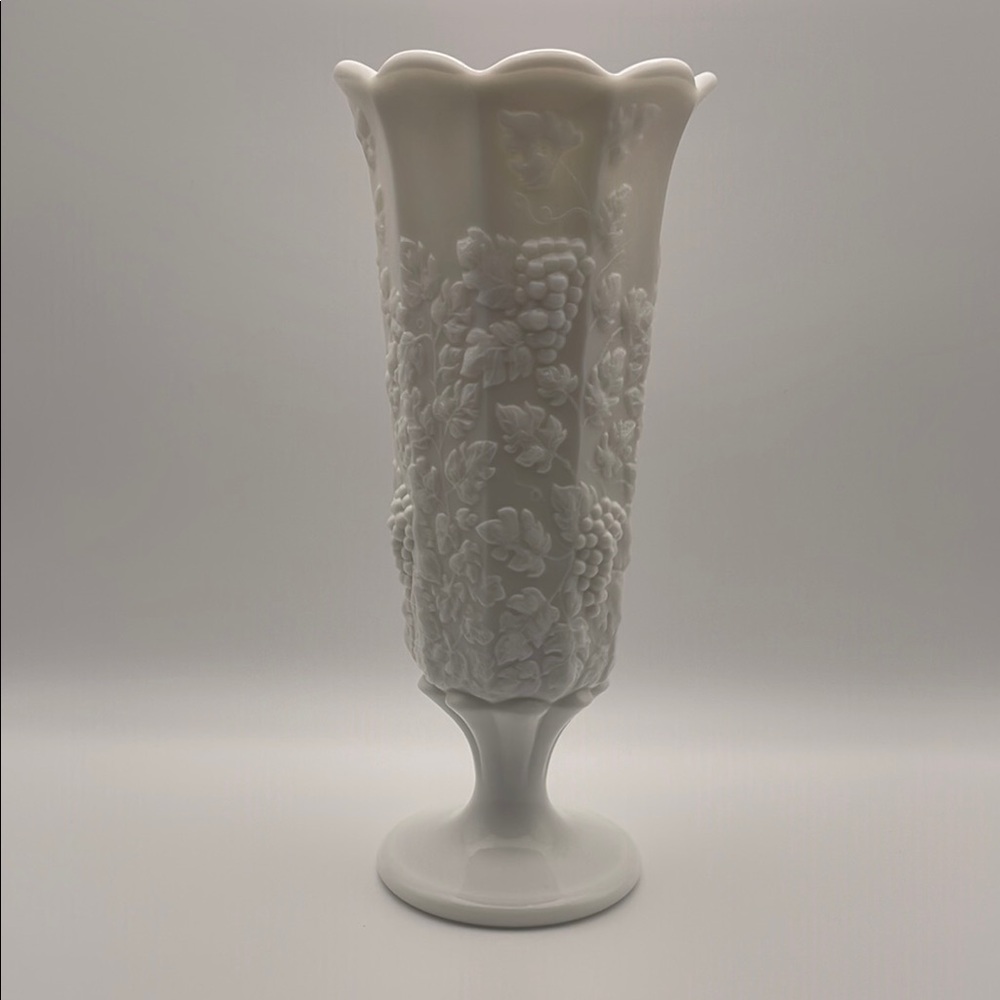 Westmoreland White Milk Glass Vase with Elegant Accents‎